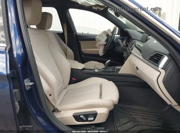 WBA8F1C51JAE93309 2018 BMW 3 SERIES Синий Вид салона спереди