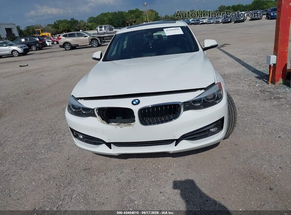 WBA8Z9C56JB220007 2018 BMW 3 SERIES White Vista del cuadro de instrumentos