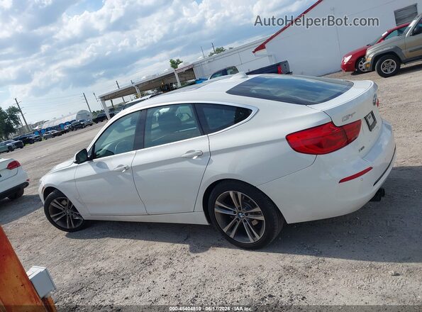 WBA8Z9C56JB220007 2018 BMW 3 SERIES White Vista interior de 360 grados