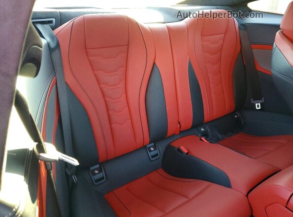 WBABC4C53KBU95927 2019 BMW M8 Gray Հետևի նստատեղերի տեսք