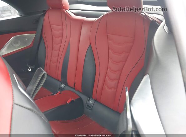 WBAFY4C00PCM11345 2023 BMW M8 Gray Widok naklejki z numerem VIN