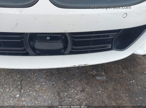 WBAGV2C00RCR92091 2024 BMW 8 SERIES White Front view