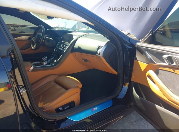 WBAGV2C09NCK07500 2022 BMW 8 SERIES Blue Vista interior delantera
