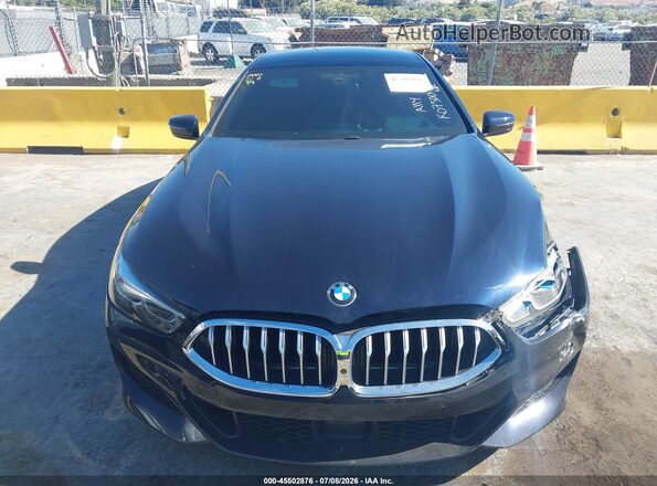 WBAGV2C09NCK07500 2022 BMW 8 SERIES Blue Vista del salpicadero
