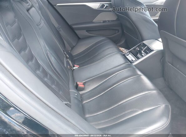 WBAGV4C01MCG46221 2021 BMW 8 SERIES Черный Вид наклейки с VIN-кодом