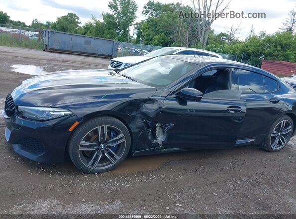 WBAGV4C01MCG46221 2021 BMW 8 SERIES Черный Панорамный вид салона 360°