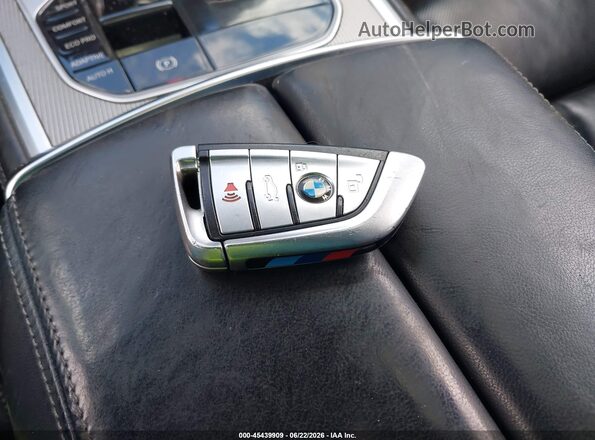 WBAGV4C01MCG46221 2021 BMW 8 SERIES Черный Вид панели приборов