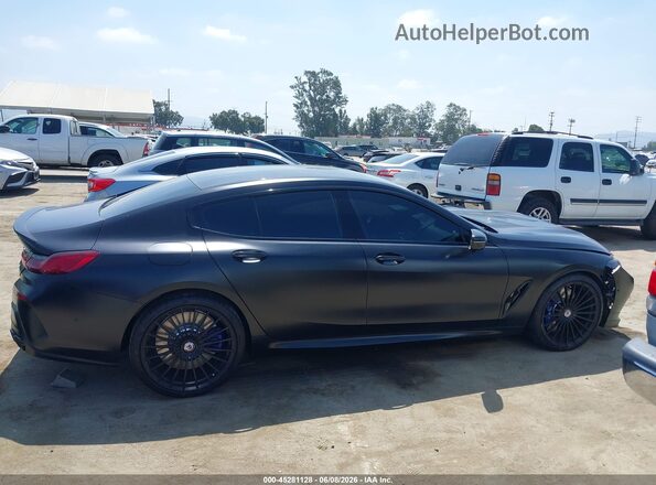 WBAGX0C10NCH75290 2022 BMW ALPINA Black ხელსაწყოთა პანელის ხედი