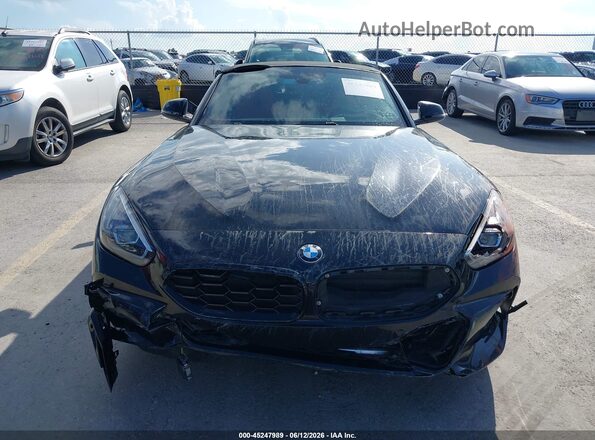 WBAHF9C03SWY46783 2025 BMW Z4 Black Widok zestawu wskaźników