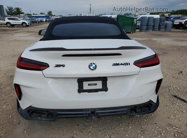 WBAHF9C08MWX37304 2021 BMW Z4 White Vista trasera