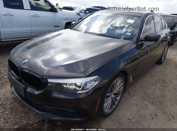 WBAJA5C31HG897611 2017 BMW 5 SERIES Черный Передняя левая четверть
