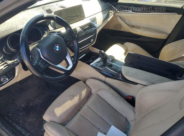 WBAJA5C50JWA36940 2018 BMW 5 SERIES Black Առջևի վահանակի տեսք
