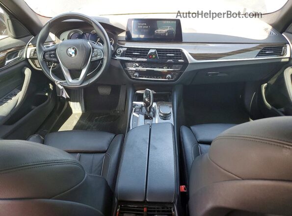 WBAJA5C51KWW07706 2019 BMW 5 SERIES Black Առջևի վահանակի տեսք