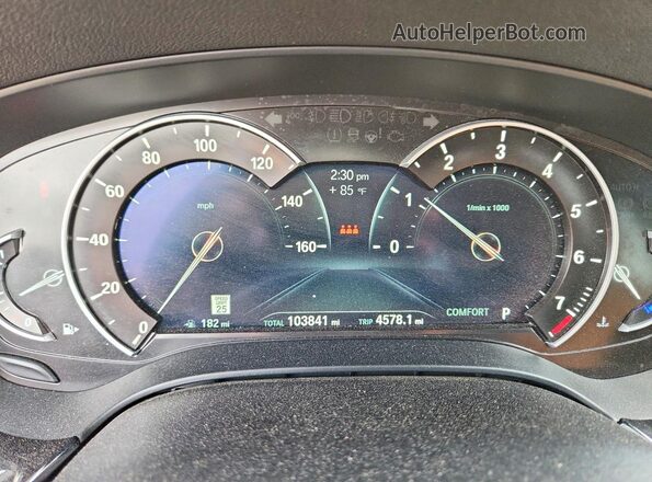 WBAJA5C53KWW22224 2019 BMW 5 SERIES White Widok zestawu wskaźników