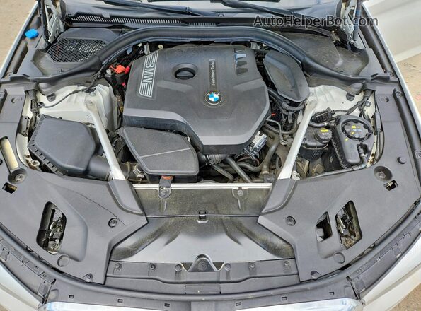 WBAJA5C53KWW22224 2019 BMW 5 SERIES White Widok wnętrza z tyłu