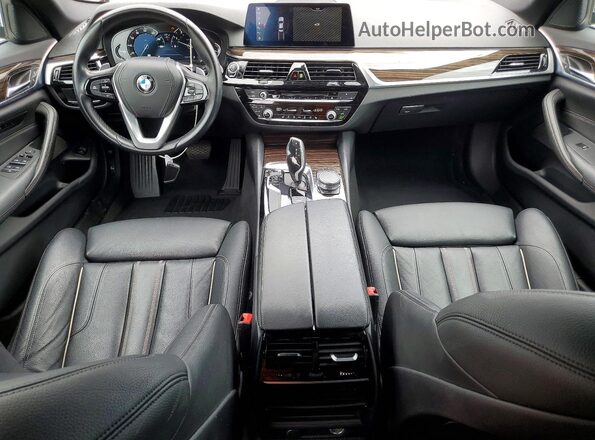 WBAJA5C58KBX46819 2019 BMW 5 SERIES Черный Вид панели приборов