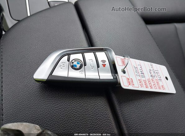 WBAJA5C59JWA57091 2018 BMW 5 SERIES Silver Widok deski rozdzielczej