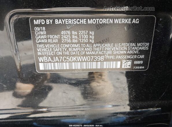 WBAJA7C50KWW07398 2019 BMW 5 SERIES Black Vista del compartimento del motor