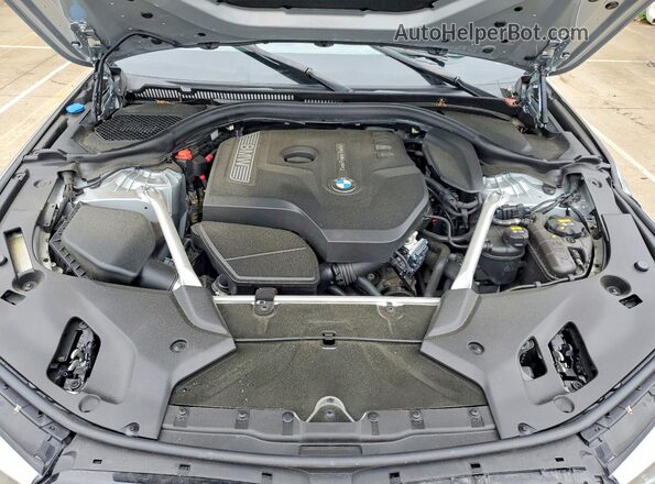 WBAJA7C57JWC74750 2018 BMW 5 SERIES Silver Вид задньої частини салону