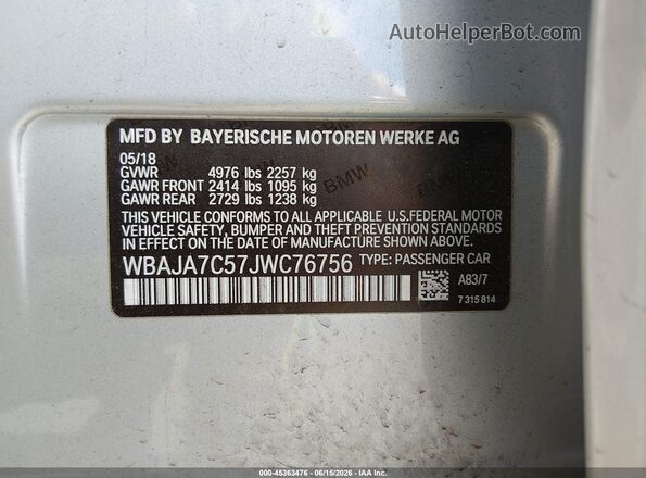 WBAJA7C57JWC76756 2018 BMW 5 SERIES Silver Widok komory silnika
