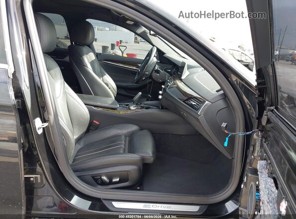 WBAJA9C54JB252821 2018 BMW 5 SERIES Black Vista interior delantera