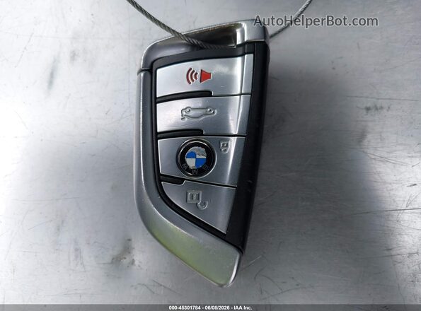 WBAJA9C54JB252821 2018 BMW 5 SERIES Black Vista del salpicadero