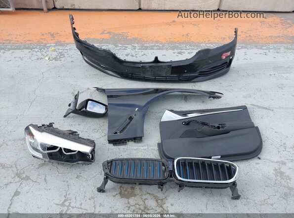 WBAJA9C54JB252821 2018 BMW 5 SERIES Black Vista del cuadro de instrumentos