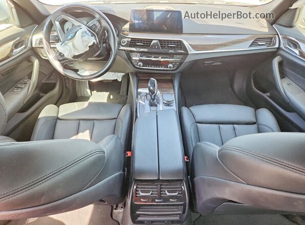 WBAJA9C56KB389101 2019 BMW 5 SERIES Silver Առջևի վահանակի տեսք