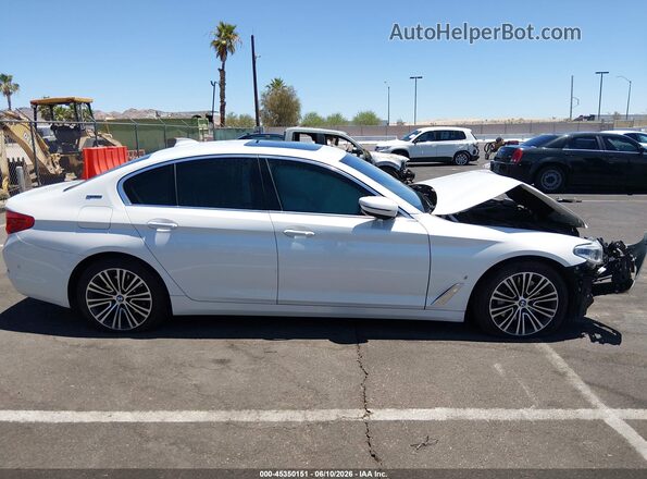 WBAJA9C59JB251874 2018 BMW 5 SERIES White Widok zestawu wskaźników