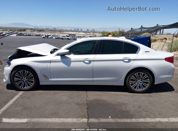 WBAJA9C59JB251874 2018 BMW 5 SERIES White Widok wnętrza z tyłu