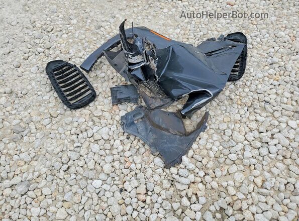 WBAJA9C59JB252880 2018 BMW 5 SERIES Black Engine compartment view