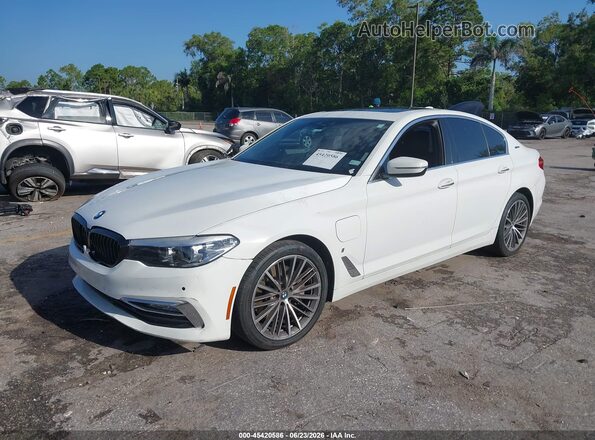 WBAJB1C50JB085663 2018 BMW 5 SERIES White წინა მარცხენა ხედი სამი მეოთხედიდან