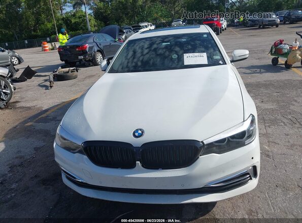 WBAJB1C50JB085663 2018 BMW 5 SERIES White ხელსაწყოთა პანელის ხედი