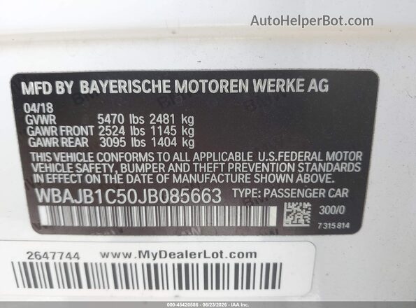 WBAJB1C50JB085663 2018 BMW 5 SERIES White ძრავის განყოფილების ხედი