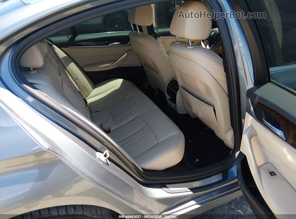 WBAJB1C54KB376698 2019 BMW 5 SERIES Gray VIN կոդի պիտակի տեսք
