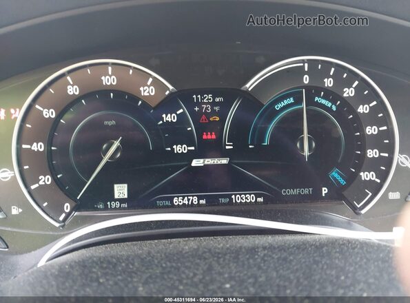 WBAJB1C55JB085206 2018 BMW 5 SERIES Blue Widok tylnych siedzeń