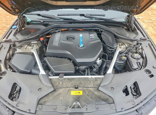 WBAJB1C58JB374757 2018 BMW 5 SERIES Green Вид задньої частини салону