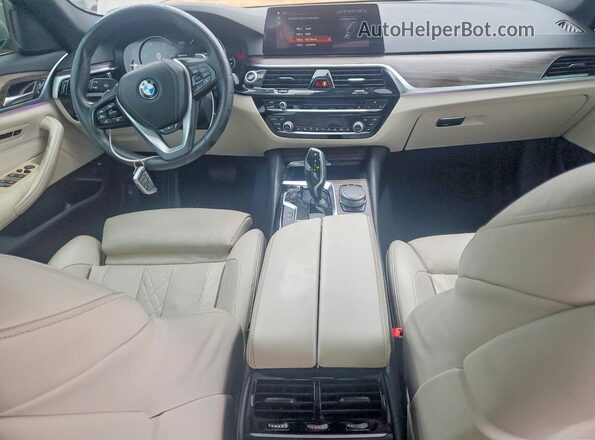 WBAJB1C58JB374757 2018 BMW 5 SERIES Green Вид панелі приладів