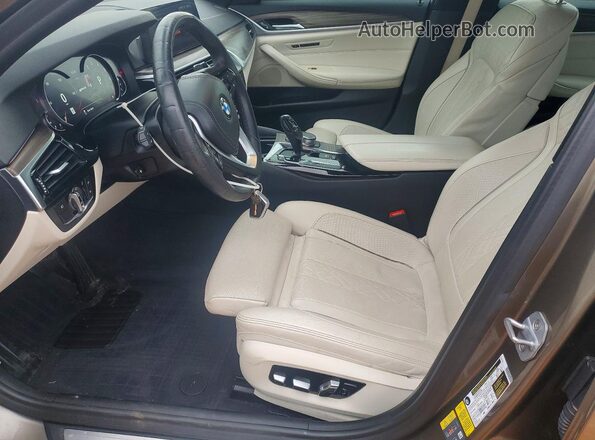 WBAJB1C58JB374757 2018 BMW 5 SERIES Green Вид салону спереду