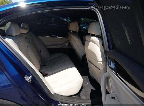 WBAJB9C56JB034845 2018 BMW 5 SERIES Blue VIN კოდის სტიკერის ხედი