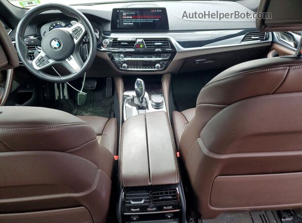 WBAJB9C58JB035026 2018 BMW M5 Серый Вид панели приборов