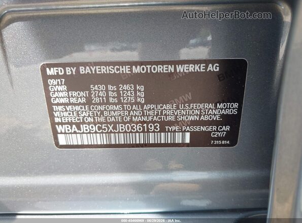 WBAJB9C5XJB036193 2018 BMW 5 SERIES Gray Widok komory silnika