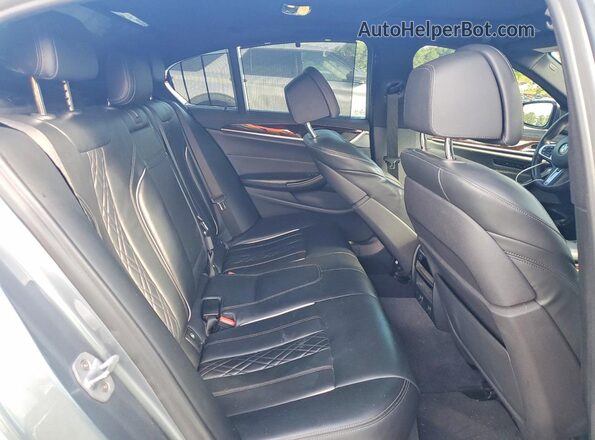 WBAJB9C5XJB287277 2018 BMW 5 SERIES Silver Вид задніх сидінь