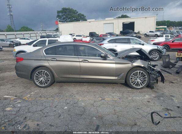WBAJE5C36HG914102 2017 BMW 5 SERIES Beige Vista del cuadro de instrumentos