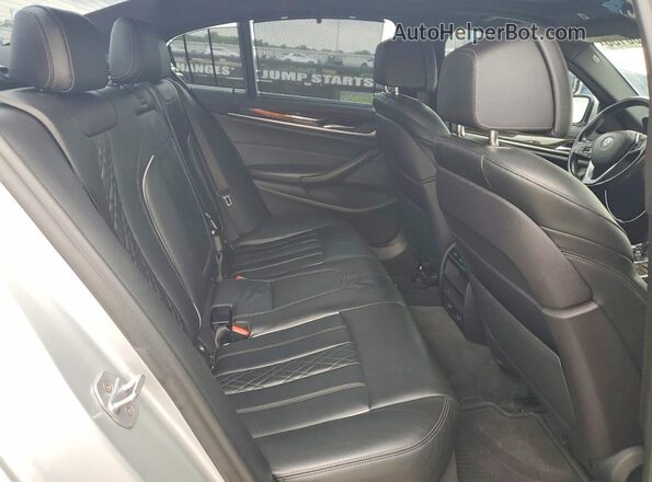 WBAJE5C57KWW11926 2019 BMW 5 SERIES Silver უკანა სავარძლების ხედი