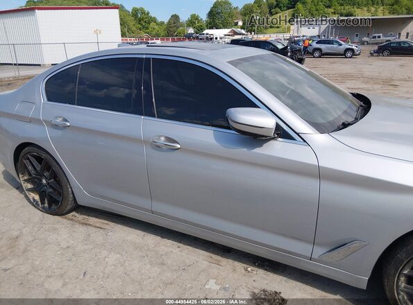 WBAJE7C32HG887167 2017 BMW 7 SERIES Silver 