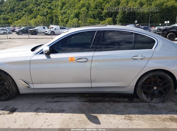 WBAJE7C32HG887167 2017 BMW 7 SERIES Silver 