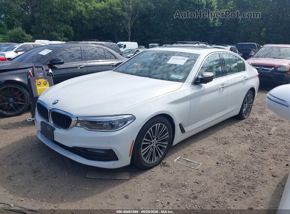 WBAJE7C33HG888120 2017 BMW 5 SERIES Белый Передняя левая четверть