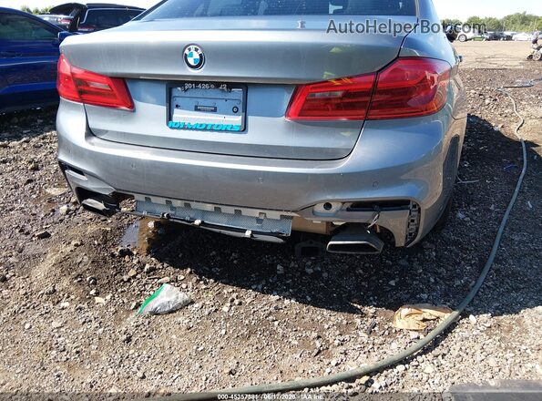 WBAJE7C3XHWA03288 2017 BMW 5 SERIES Серый Вид спереди