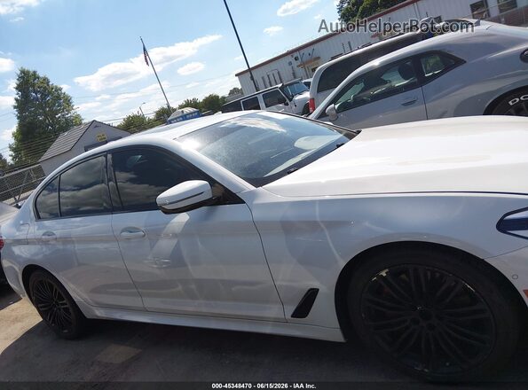 WBAJE7C52KWW17306 2019 BMW 5 SERIES White Вид задньої частини салону